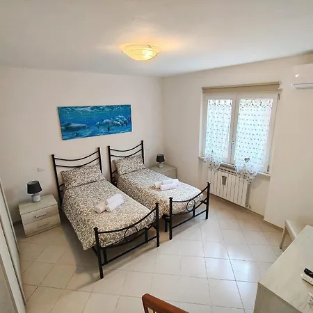 Casa La Cartolina דירה